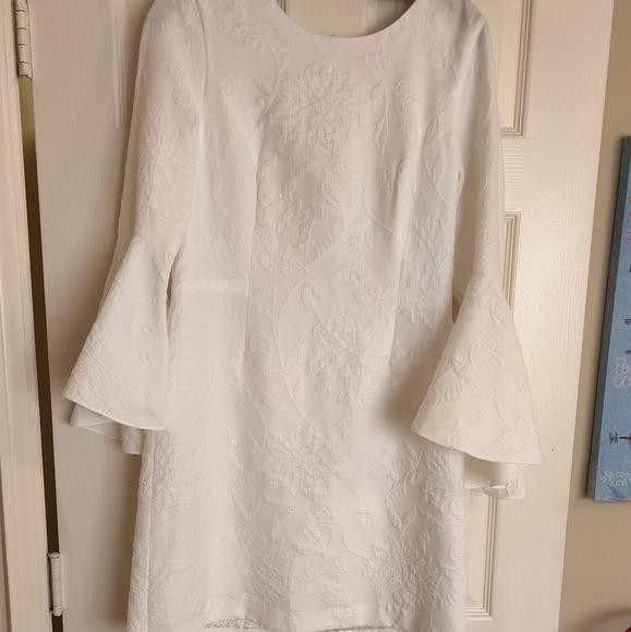 Embroidered Floral Lully Pulitzer Dress - Picture 1 of 7